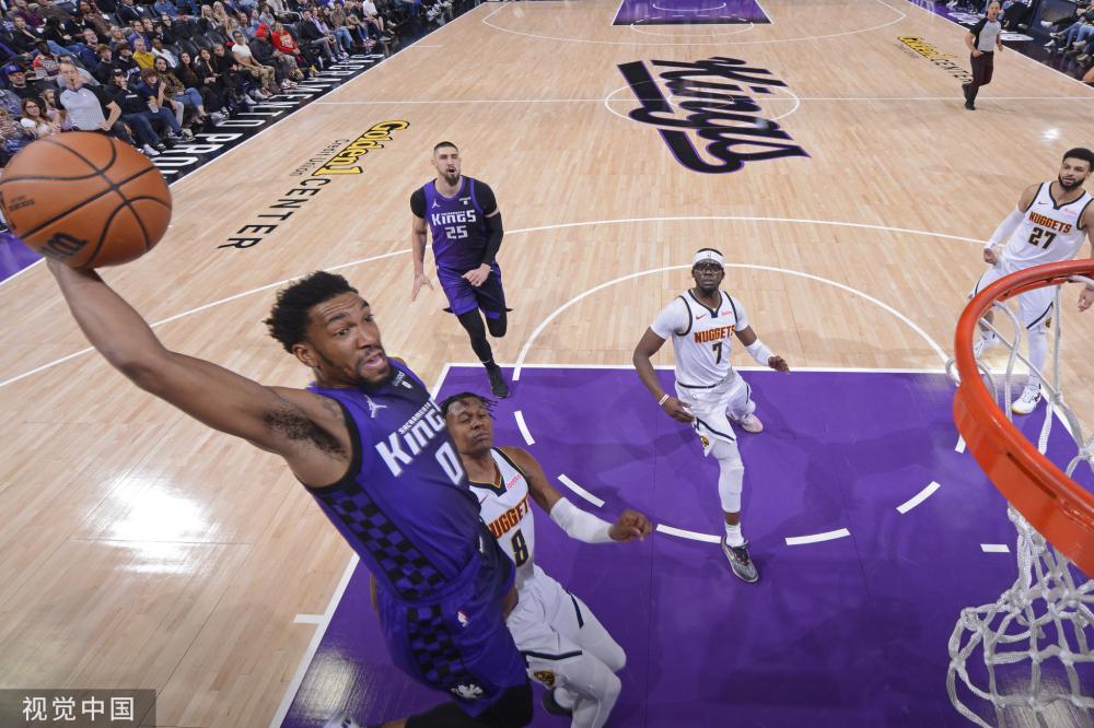 球员阿尔瓦 球员阿尔瓦